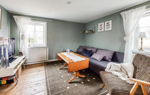 1 Bedroom Beautiful Home In Svinaberga