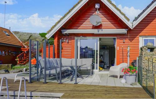 1 Bedroom Cozy Home In Søgne