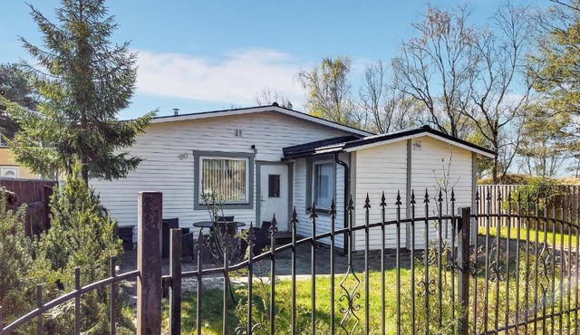 1 Bedroom Gorgeous Home In Halmstad
