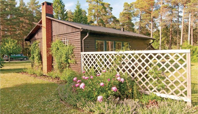 1 Bedroom Stunning Home In Lärbro