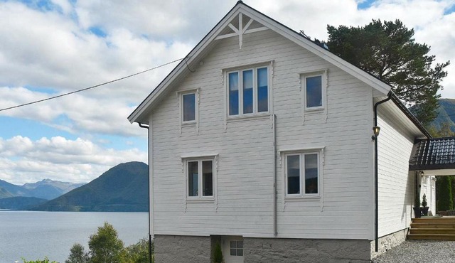 10 person holiday home in Folkestad in Volda