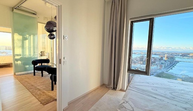100m2 Luxury Skyscraper Apartment with Amazing view over Helsinki