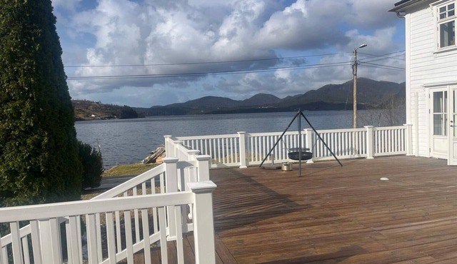 12 person holiday home in Masfjordnes