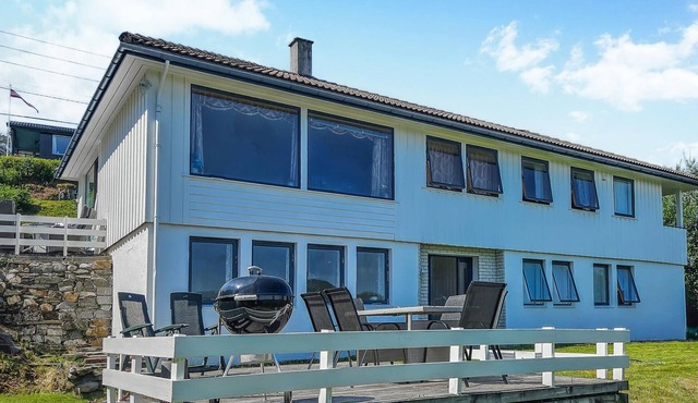 2 bedroom awesome apartment in Sveio