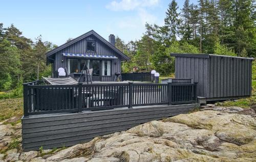 2 Bedroom Awesome Home In Gressvik
