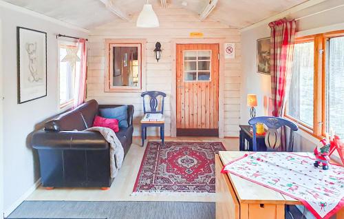 2 Bedroom Beautiful Home In Sandhem