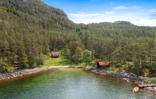 2 Bedroom Cozy Home In Jørpeland