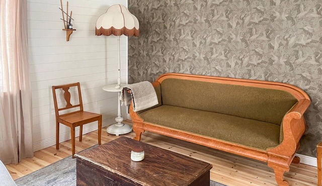 2 bedroom lovely home in Bjurtjärns Socken