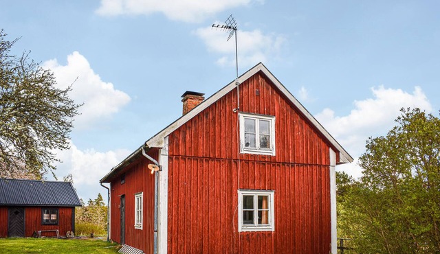 2 bedroom lovely home in ödeshög