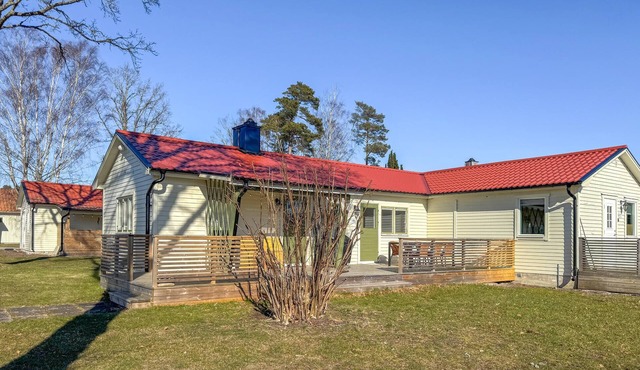2 bedroom lovely home in Gotlands Tofta