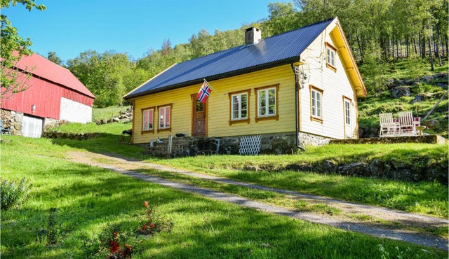 2 Bedroom Nice Home In Farsund