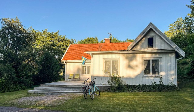 2 bedroom nice home in ödeshög