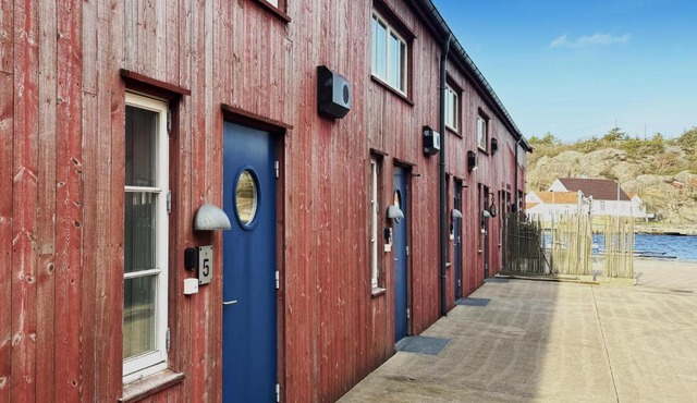 2 Bedroom Pet Friendly Apartment In Søgne