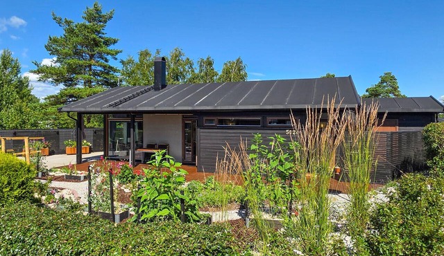 2 bedroom stunning home in Larkollen in Larkollen