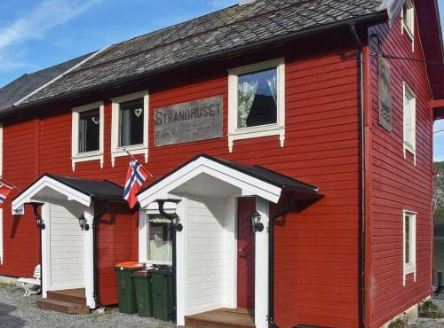 2 person holiday home in Måndalen-By Traum