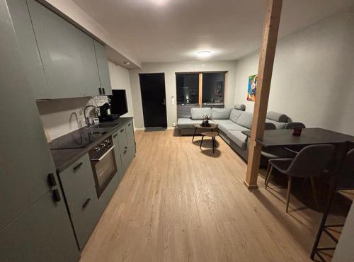2-roms med parkering i Bodø in Bodo