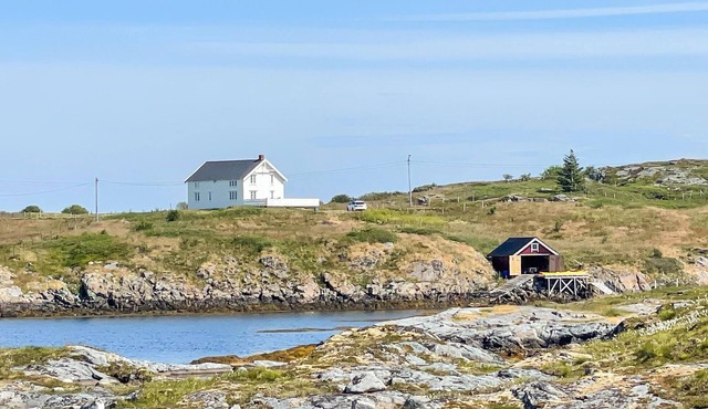 3 bedroom amazing home in Smøla