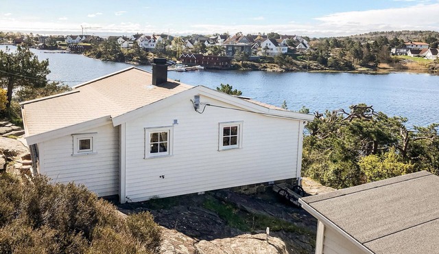 3 bedroom awesome home in Søgne