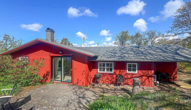 3 bedroom awesome home in Ronneby