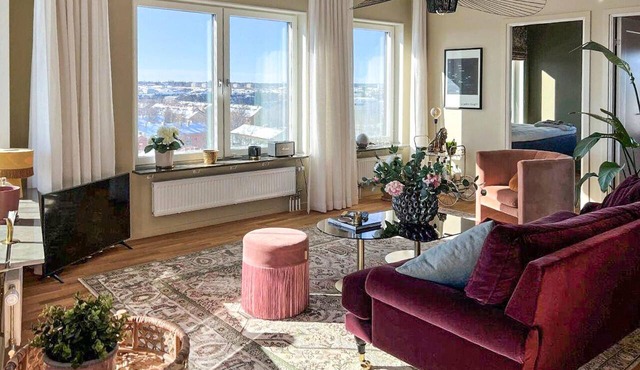 3 bedroom beautiful apartment in Uppsala