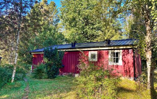 3 Bedroom Cozy Home In Knäred