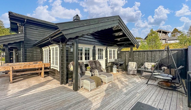 3 bedroom lovely home in Bjorli