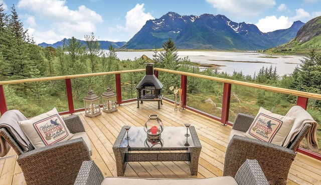 3 bedroom luxurious home in Leknes