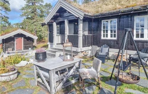 3 Bedroom Nice Home In Eggedal