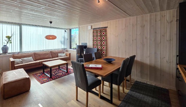 3 Bedroom Stunning Apartment In Noresund in Noresund