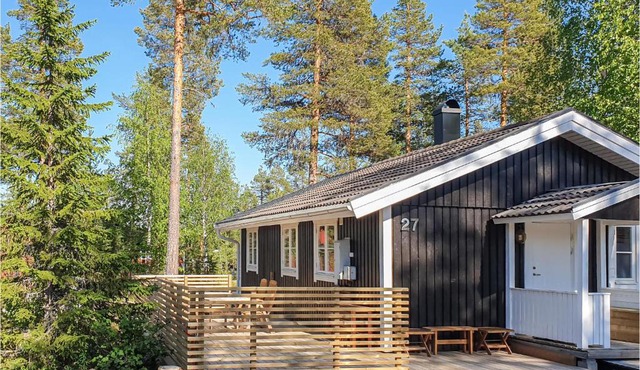 3 Bedroom Stunning Home In Särna