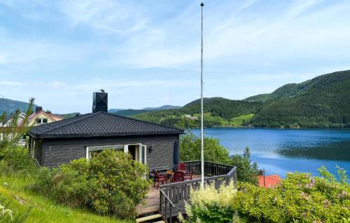 4 Bedroom Amazing Home In Valsøyfjord