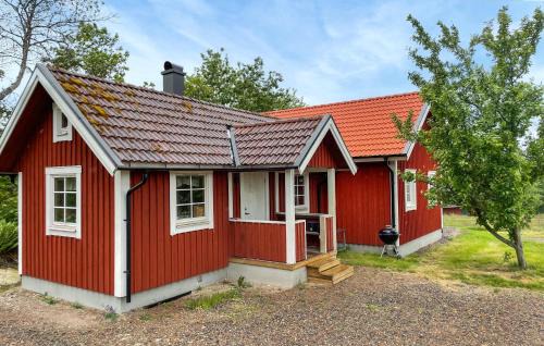 4 Bedroom Amazing Home In Korsberga