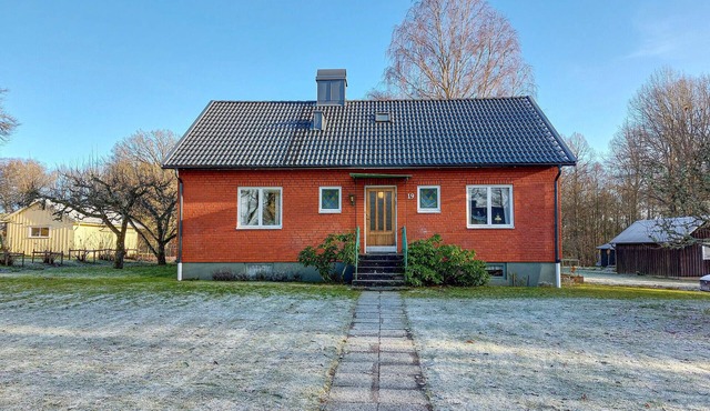 4 bedroom awesome home in Bolmsö