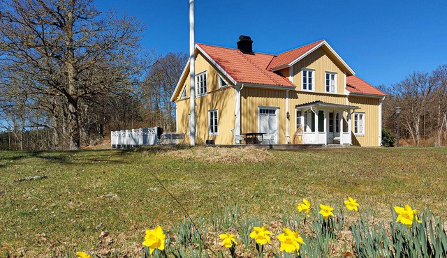 4 bedroom awesome home in Strömsnäsbruk