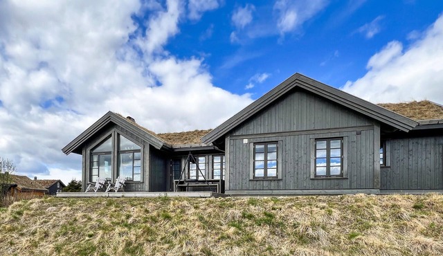 4 bedroom lovely home in øyer