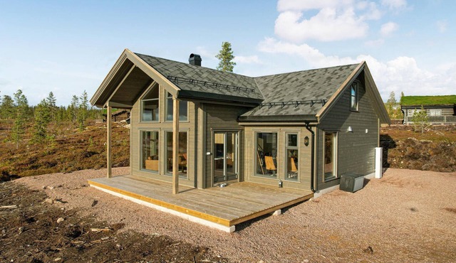 4 bedroom lovely home in østby