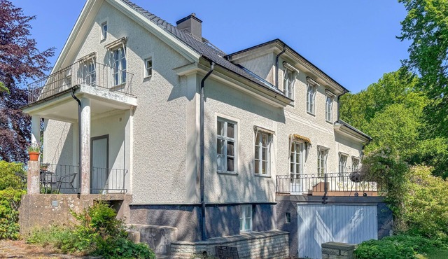 4 bedroom stunning home in Borghamn