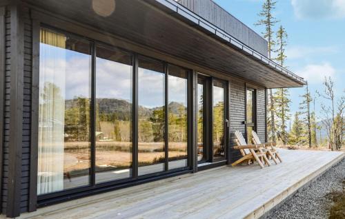 4 Bedroom Stunning Home In Eggedal