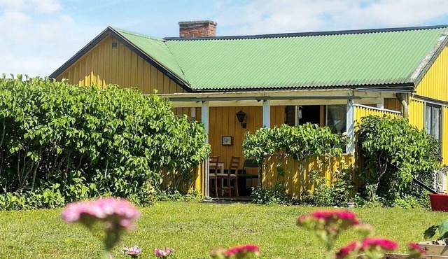 4 person holiday home in FÄRJESTADEN