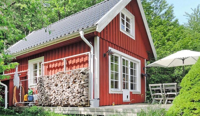 4 person holiday home in BÅSTAD