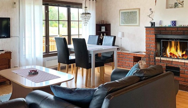4 person holiday home in Holsljunga