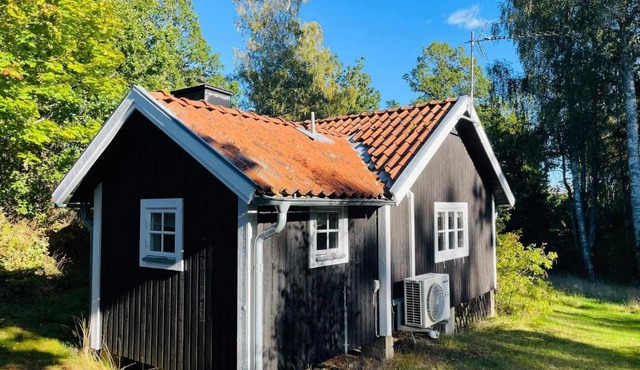 4 person holiday home in HALLABRO-By Traum in Trensum