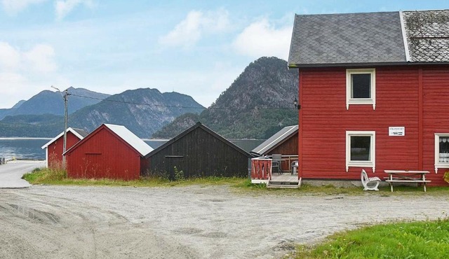 4 person holiday home in Måndalen