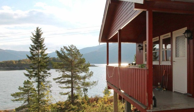4 person holiday home in Foldereid