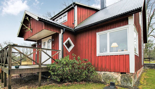 5 bedroom nice home in LIDHULT
