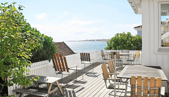 5 star holiday home in Hälleviksstrand