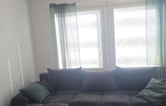 55 neliöinen Tilava RivitaloKaksio, 1-4hlö, Täydellinen keittiö, Uudet kodinkoneet, laadukas sauna, tv, netflix, wifi, kuivaava pyykinpesukone, itsekirjautuminen 24h, avainsäilöboxi koodilla in Seinajoki
