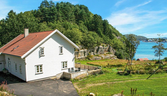6 bedroom beautiful home in Farsund