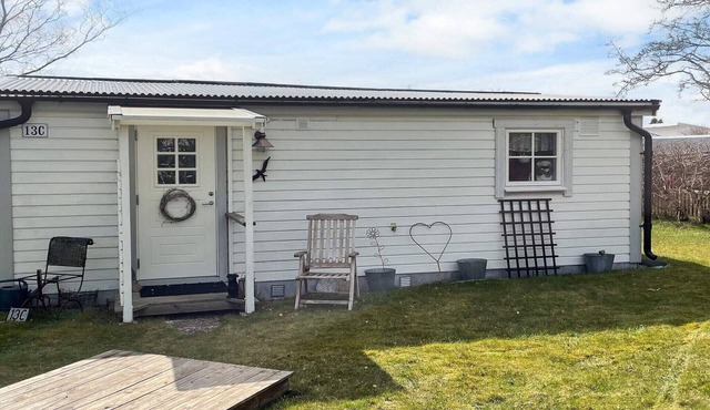 6 person holiday home in Skummeslövsstrand