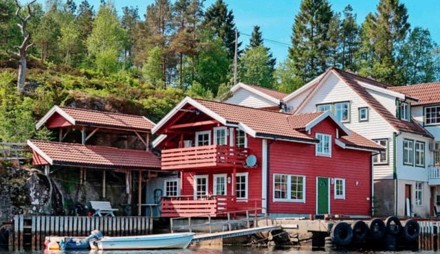 6 person holiday home in HOSTELAND
